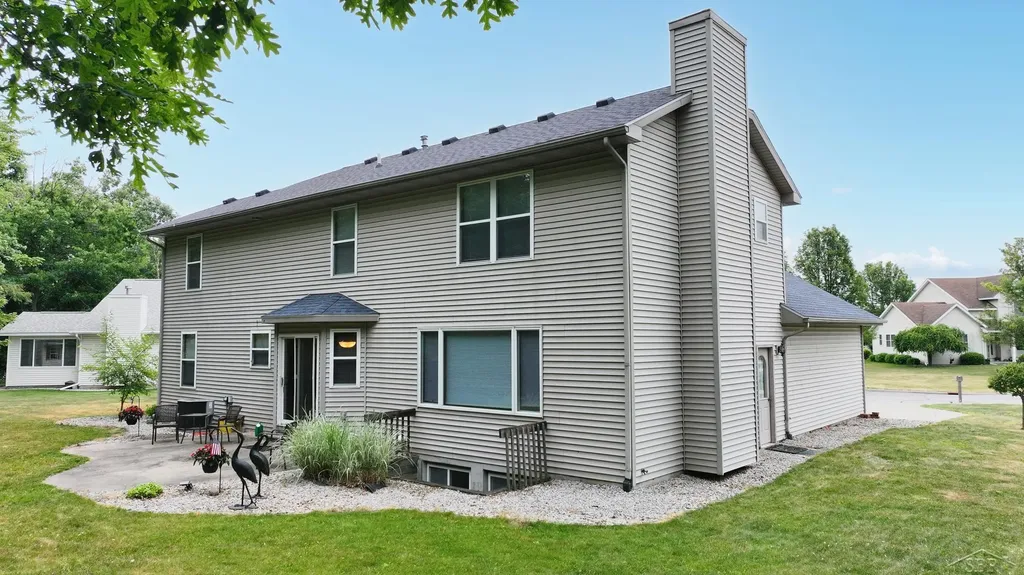 3227 Setting Sun Boulevard Saginaw Charter Township MI 48603