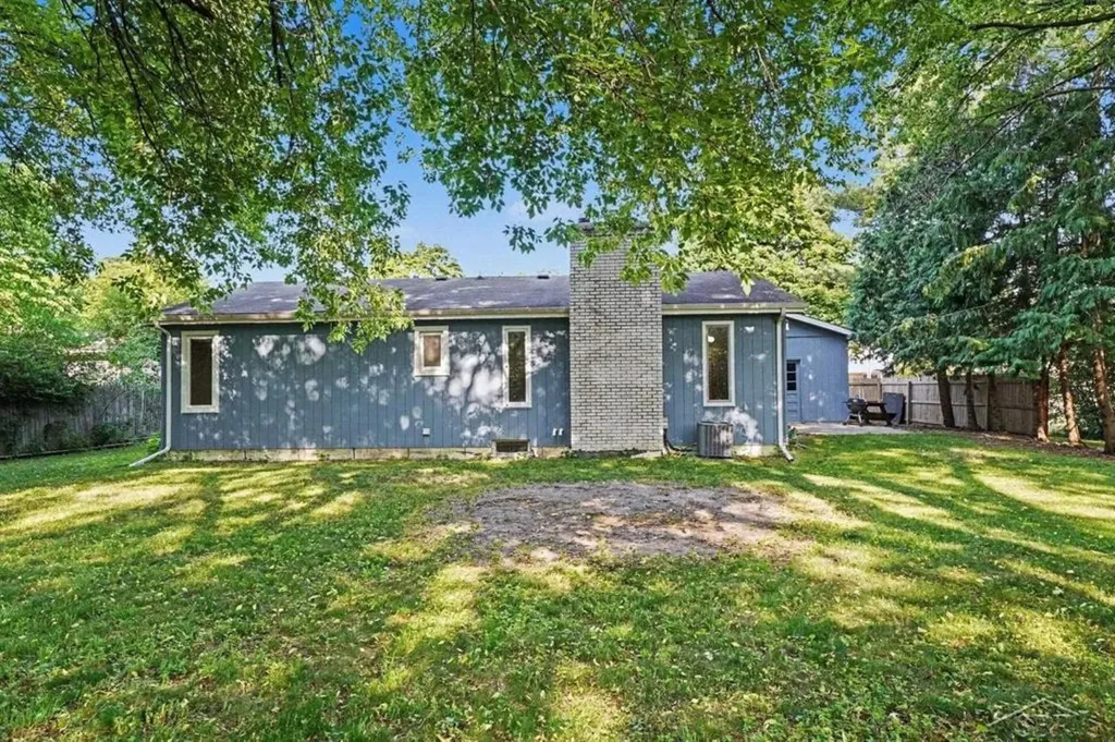 5401 Drake Street Midland City MI 48640