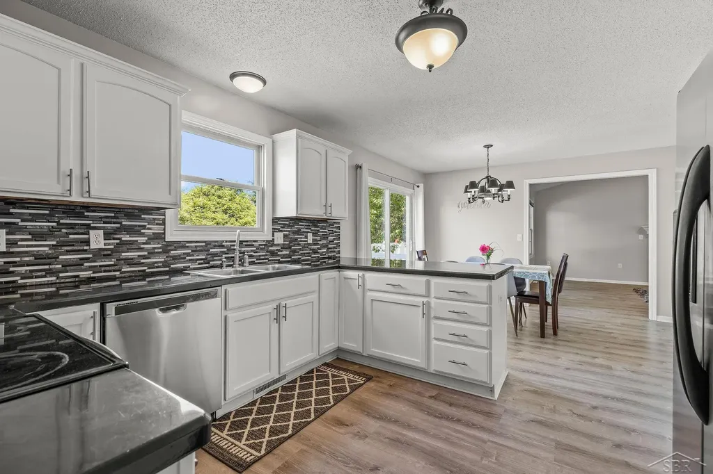 2213 Matthew Drive Frankenlust Township MI 48706