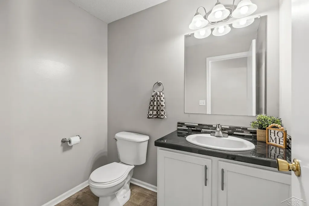 2213 Matthew Drive Frankenlust Township MI 48706