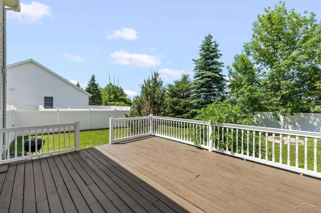 2213 Matthew Drive Frankenlust Township MI 48706