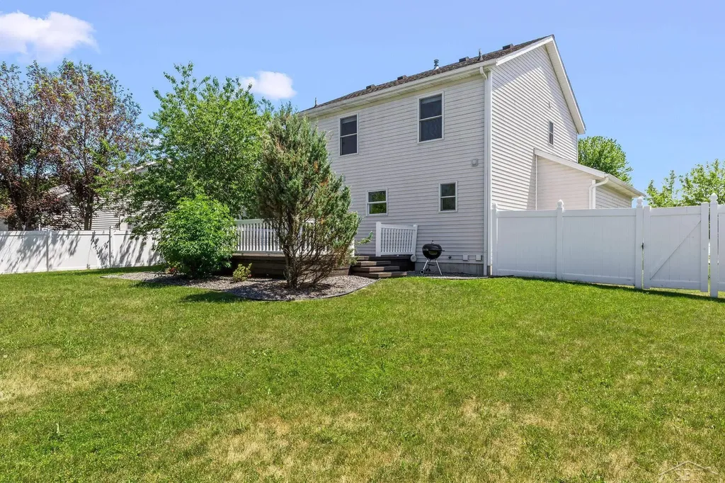 2213 Matthew Drive Frankenlust Township MI 48706