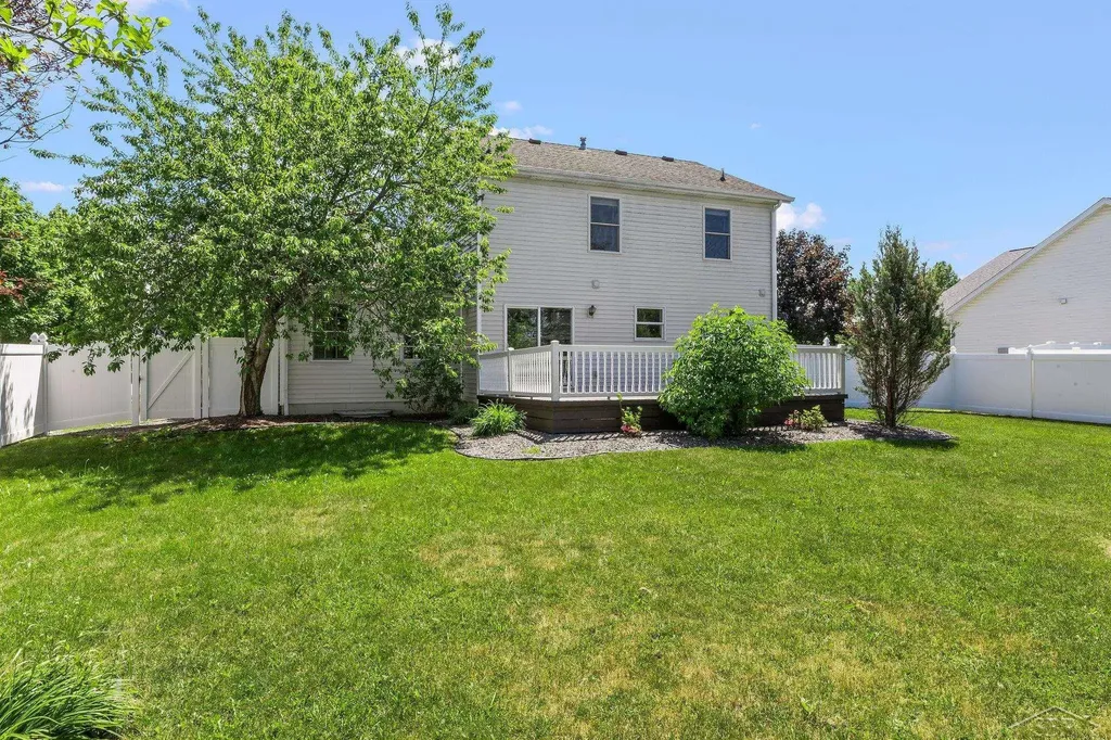 2213 Matthew Drive Frankenlust Township MI 48706