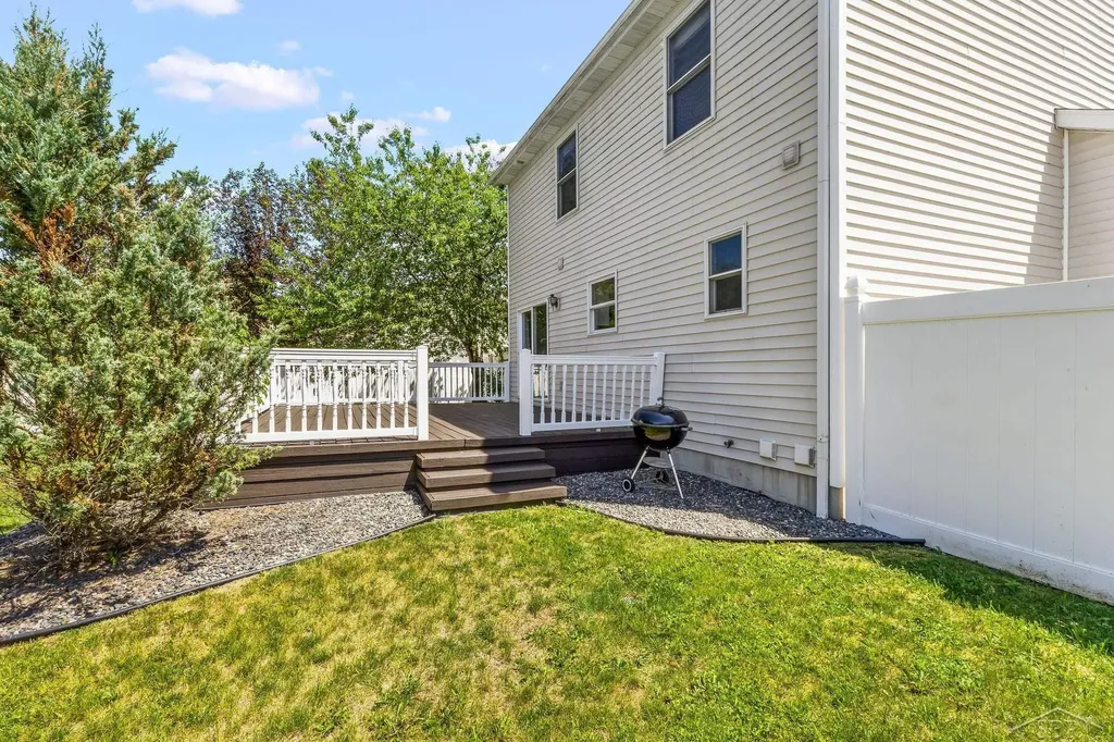 2213 Matthew Drive Frankenlust Township MI 48706