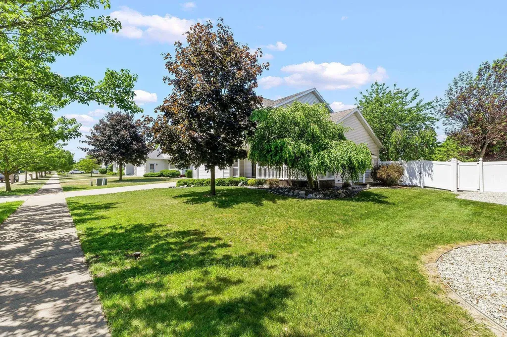 2213 Matthew Drive Frankenlust Township MI 48706