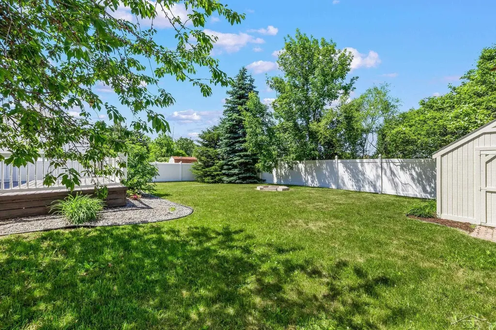 2213 Matthew Drive Frankenlust Township MI 48706