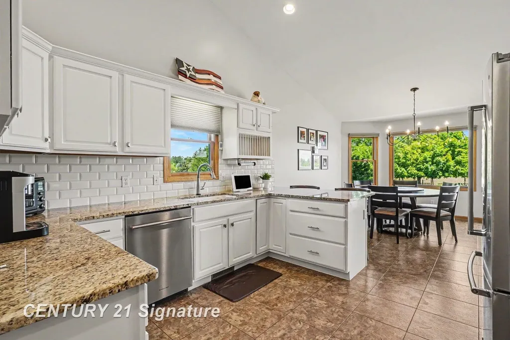 3790 N Gleaner Road Thomas Township MI 48623