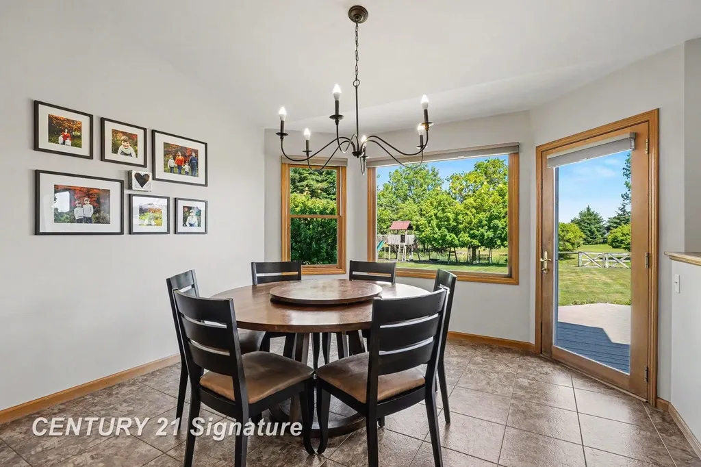 3790 N Gleaner Road Thomas Township MI 48623