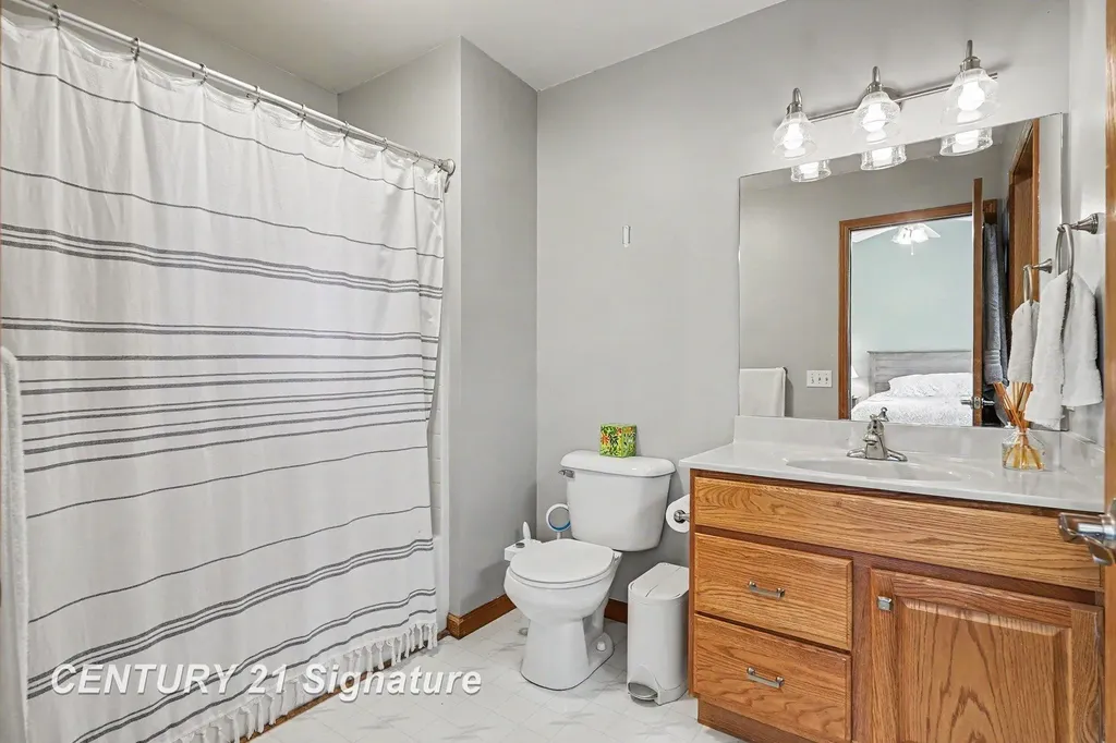 3790 N Gleaner Road Thomas Township MI 48623