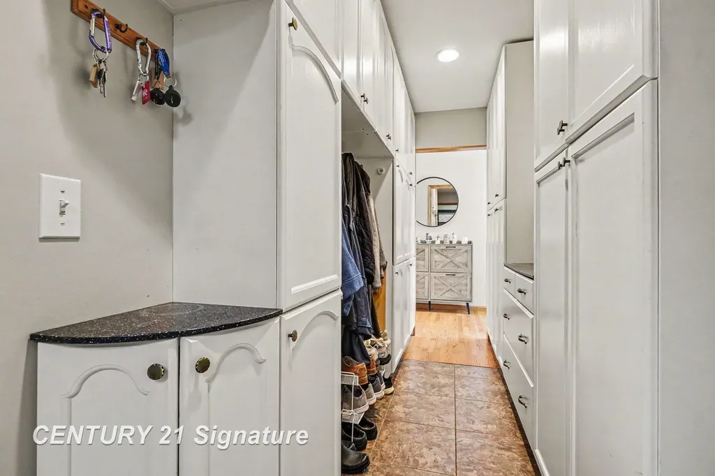 3790 N Gleaner Road Thomas Township MI 48623