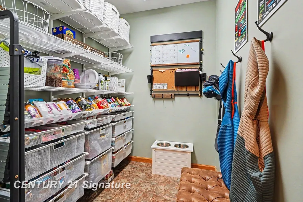 3790 N Gleaner Road Thomas Township MI 48623