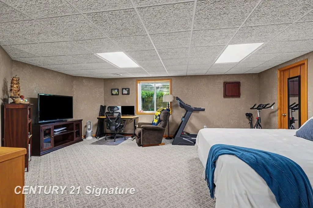 3790 N Gleaner Road Thomas Township MI 48623