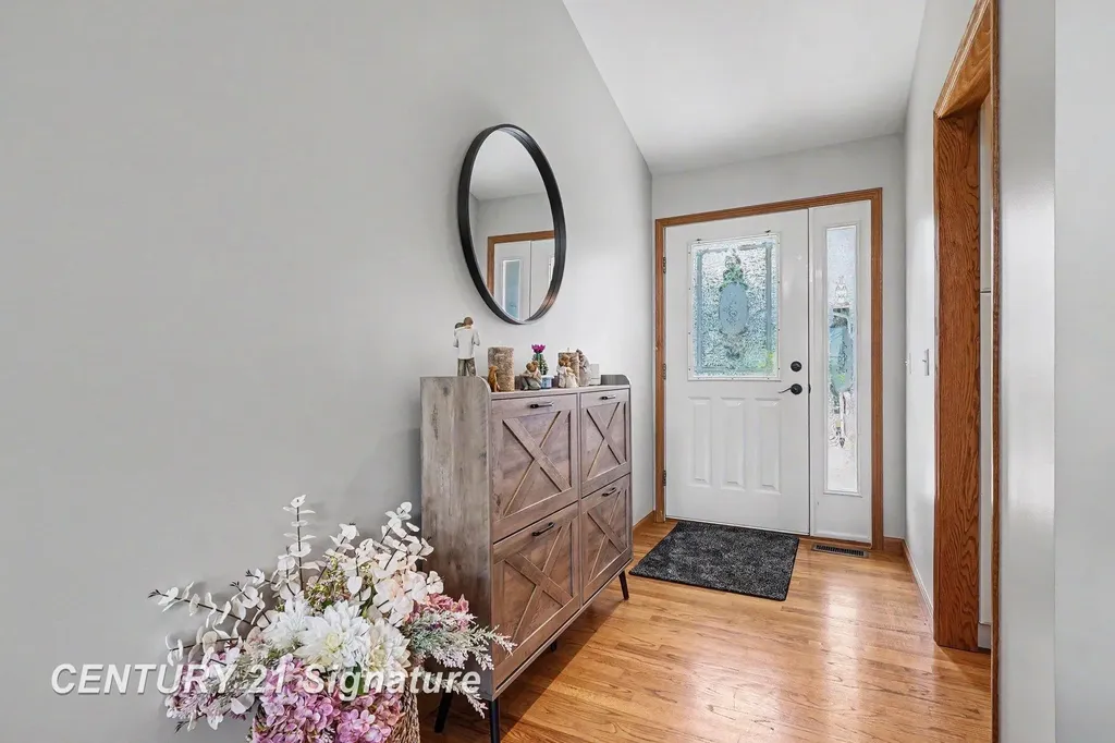 3790 N Gleaner Road Thomas Township MI 48623