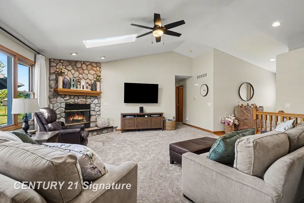 3790 N Gleaner Road Thomas Township MI 48623
