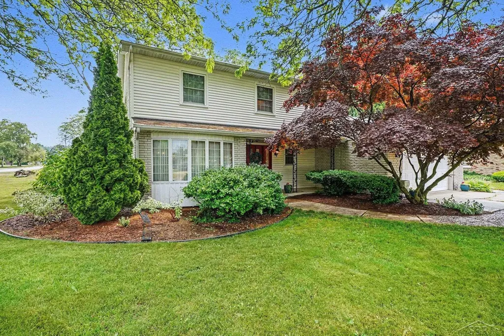 179 Holbrook Lane Saginaw Charter Township MI 48638