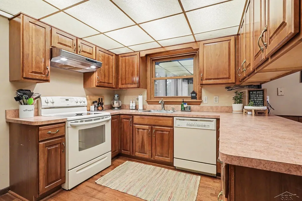 179 Holbrook Lane Saginaw Charter Township MI 48638