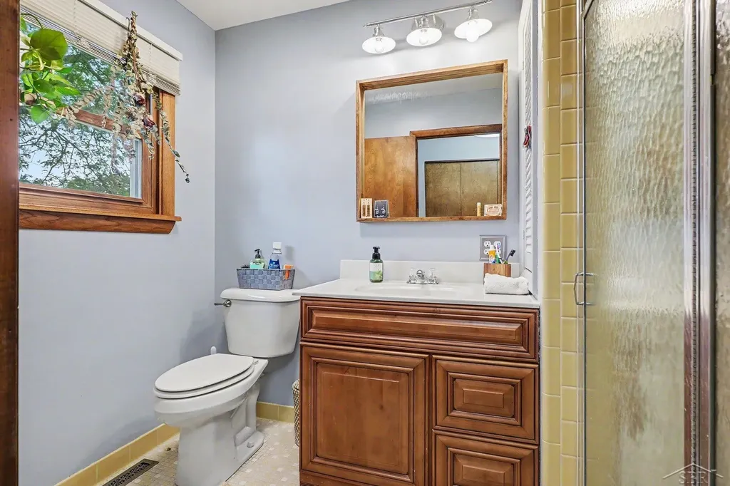 179 Holbrook Lane Saginaw Charter Township MI 48638