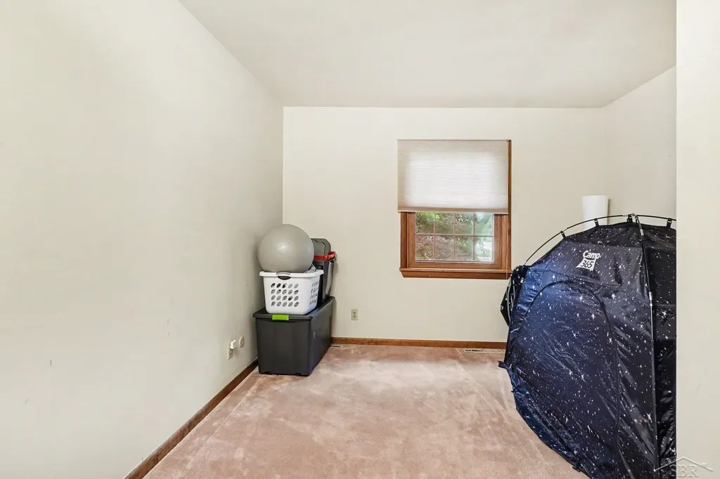 179 Holbrook Lane Saginaw Charter Township MI 48638