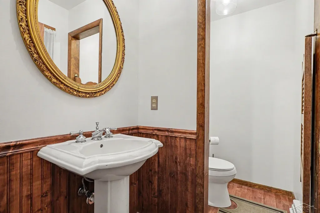 179 Holbrook Lane Saginaw Charter Township MI 48638