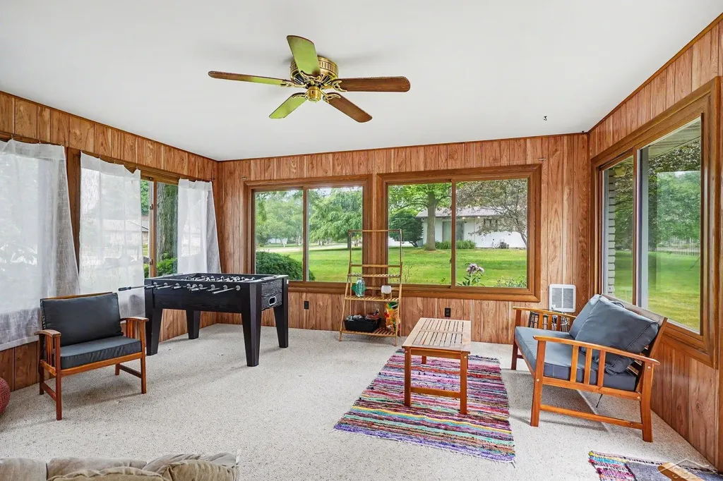 179 Holbrook Lane Saginaw Charter Township MI 48638