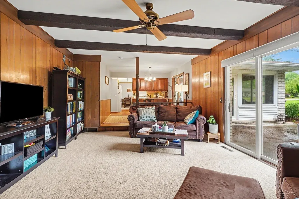 179 Holbrook Lane Saginaw Charter Township MI 48638