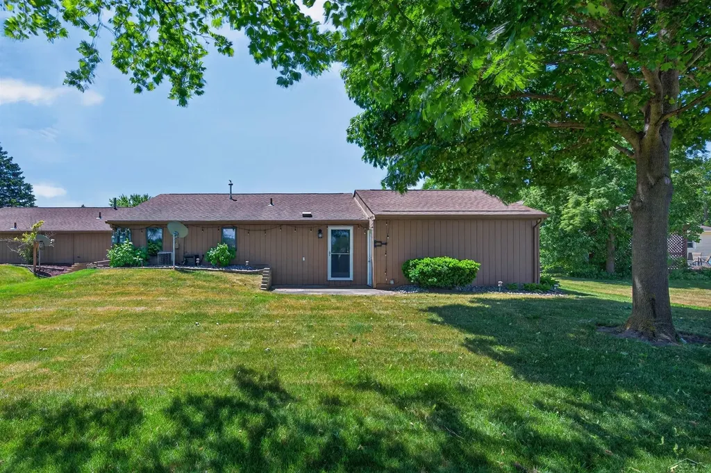 117 Darley Avenue Auburn City MI 48611