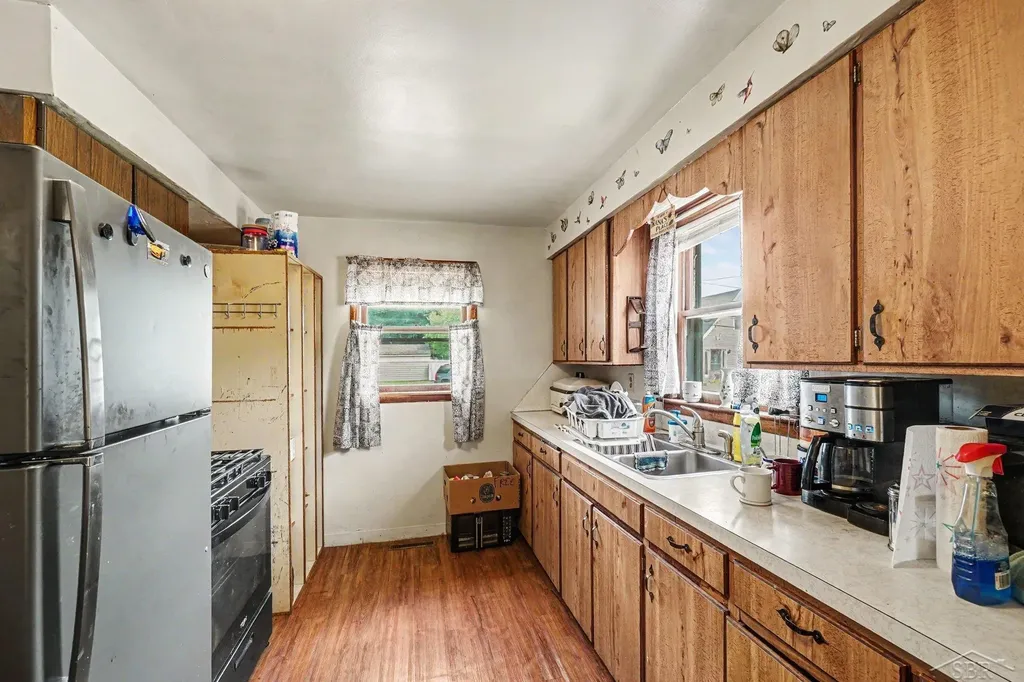 802 24th Street Bay City City MI 48708