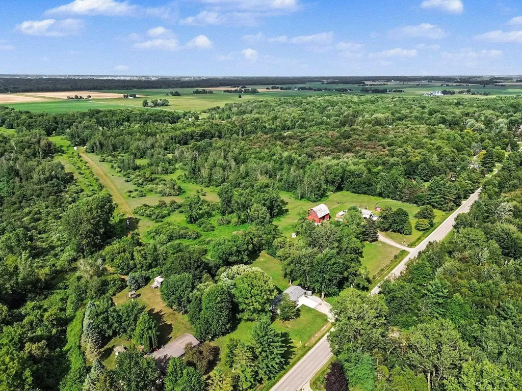 2319 E Freeland Road Ingersoll Township MI 48623