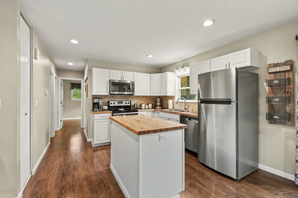 2319 E Freeland Road Ingersoll Township MI 48623
