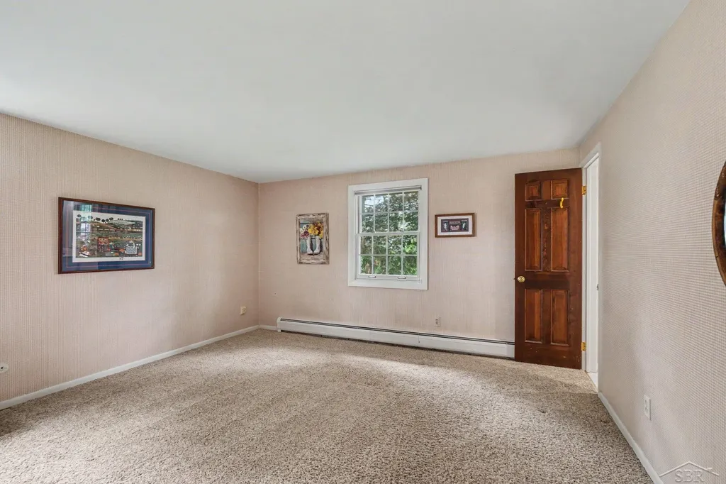 496 Holbrook Lane Saginaw Charter Township MI 48638