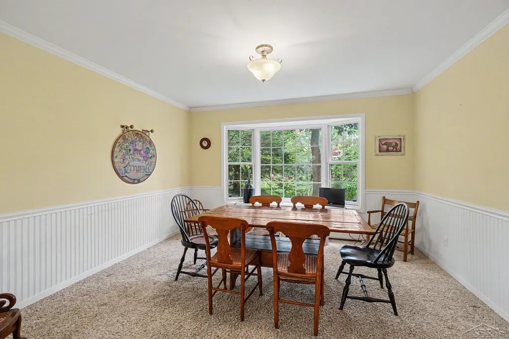 496 Holbrook Lane Saginaw Charter Township MI 48638