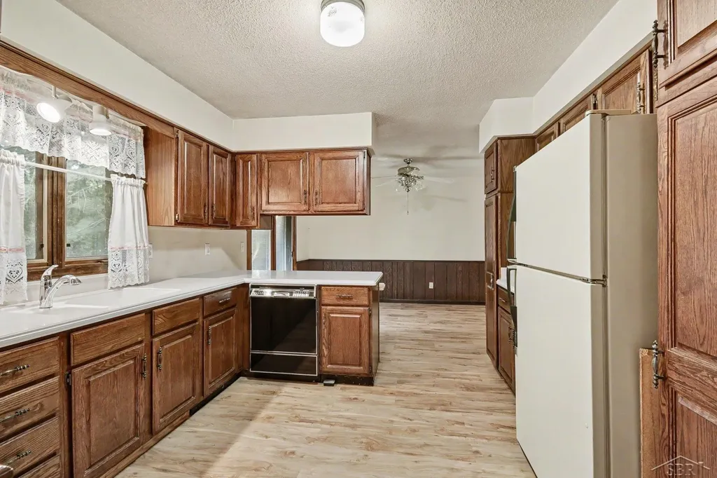7083 S Orr Road St. Charles Village MI 48655