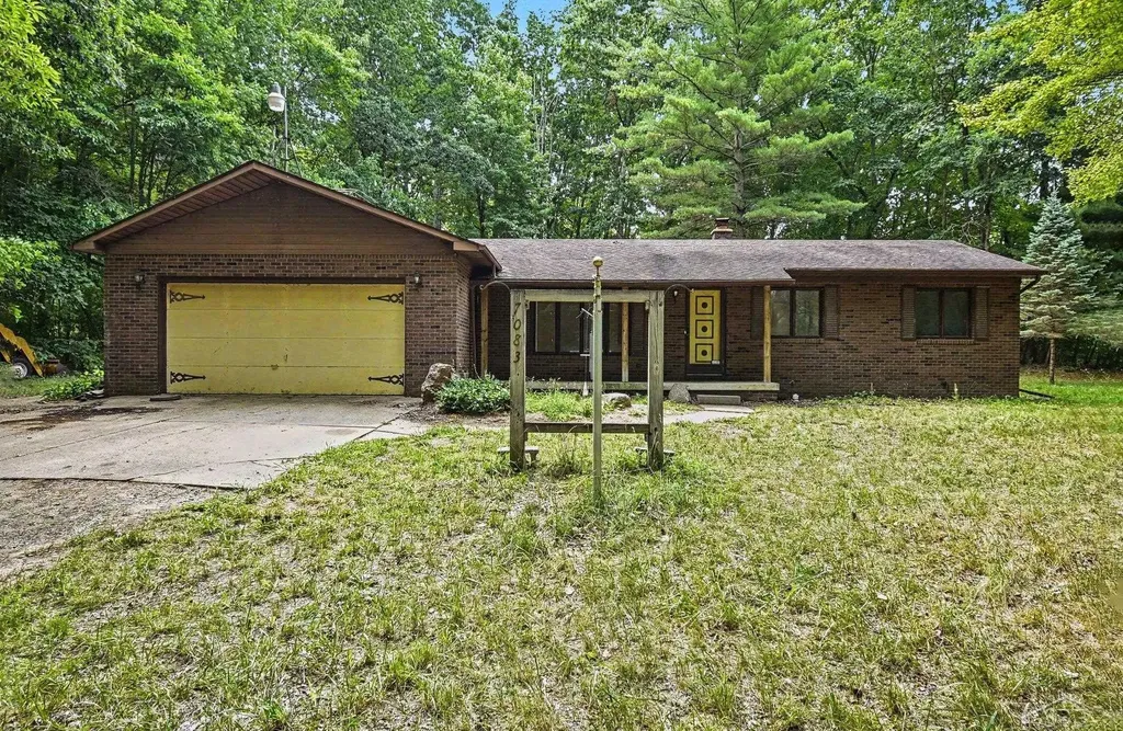 7083 S Orr Road St. Charles Village MI 48655