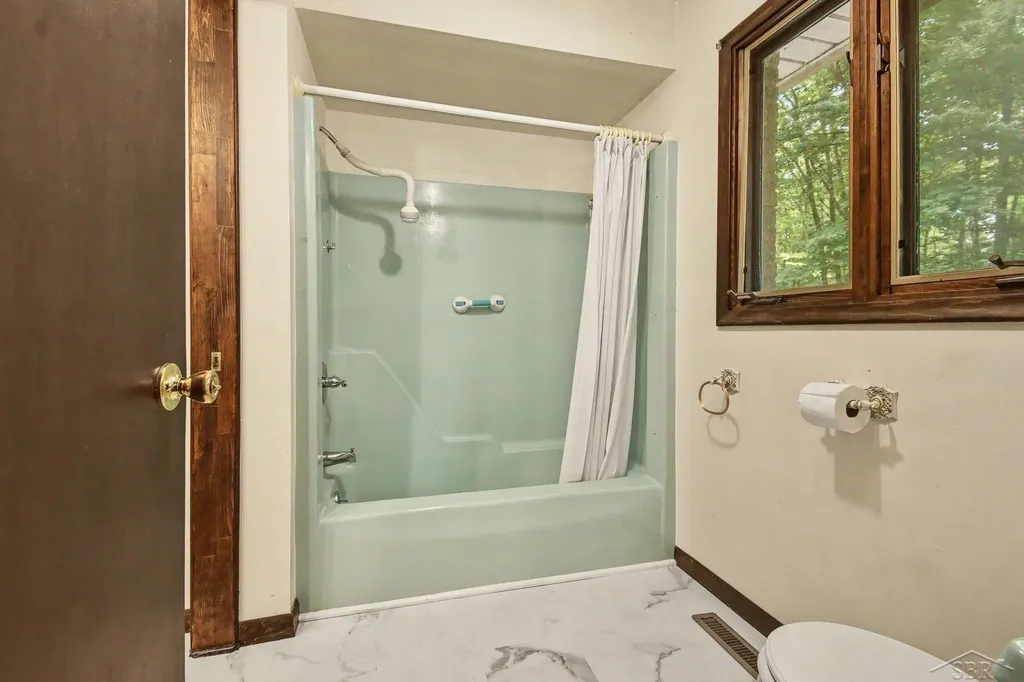 7083 S Orr Road St. Charles Village MI 48655