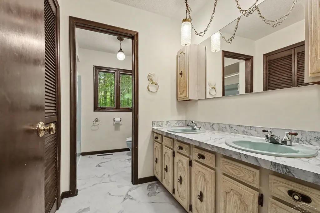 7083 S Orr Road St. Charles Village MI 48655
