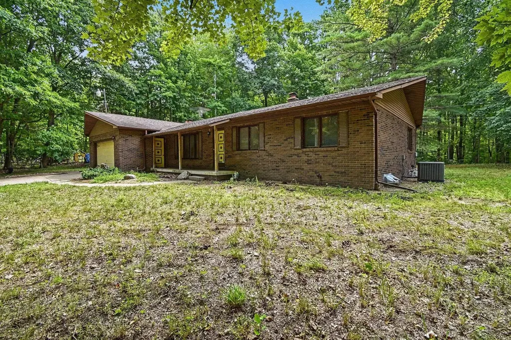 7083 S Orr Road St. Charles Village MI 48655