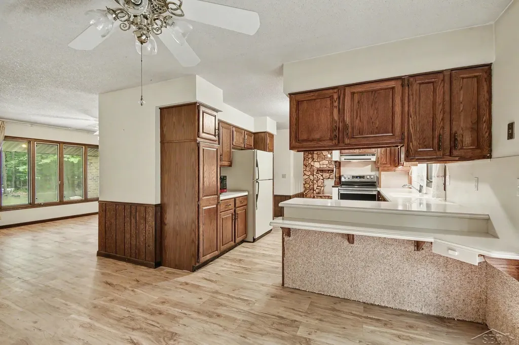 7083 S Orr Road St. Charles Village MI 48655