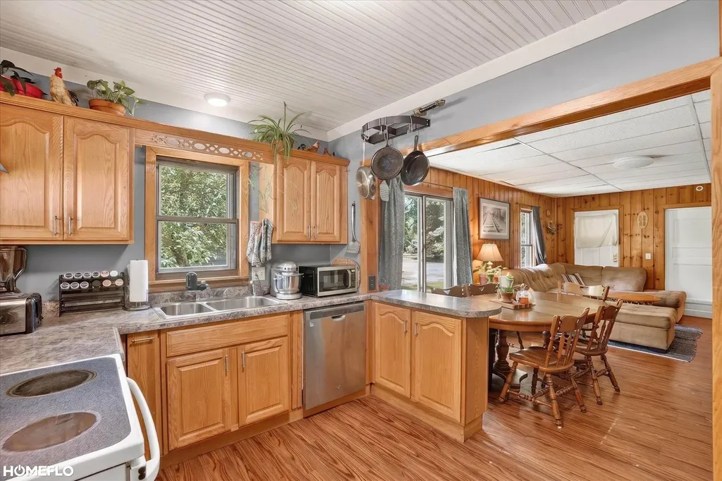 6058 Thomas Street Richfield Township MI 48423