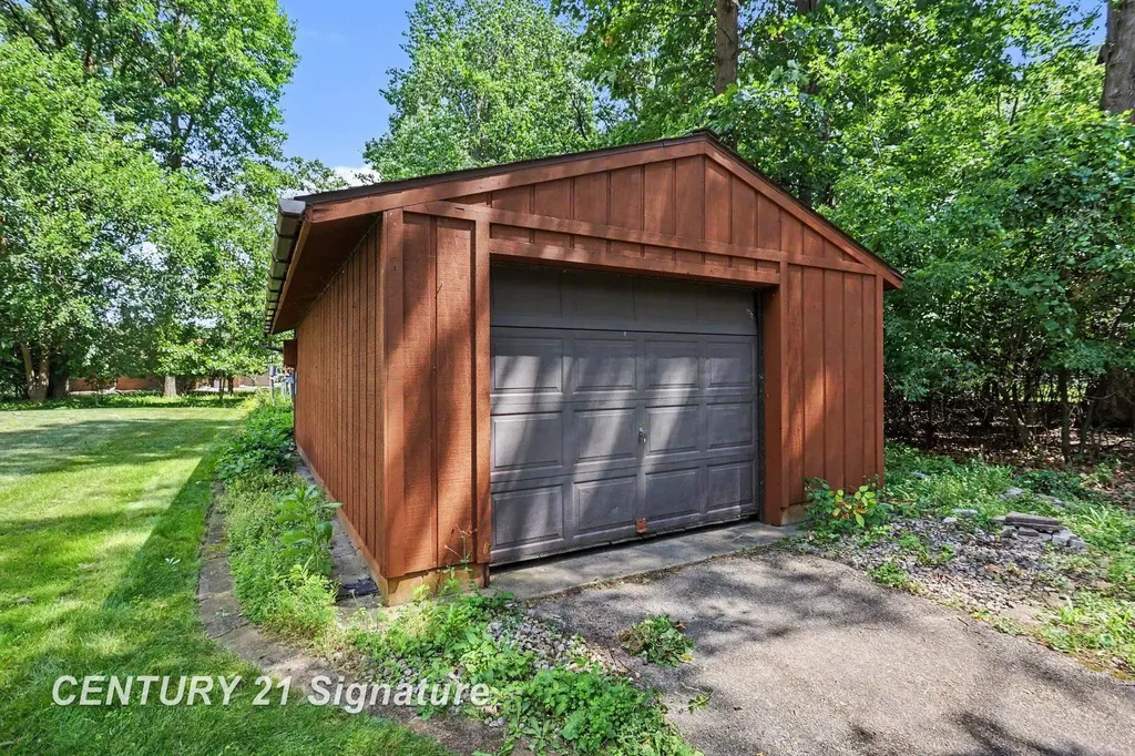 3572 Meadowood Court Bangor Charter Township MI 48706