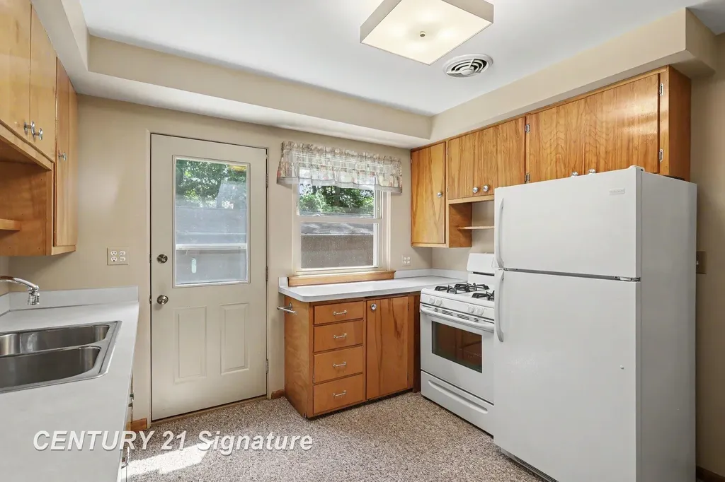 3572 Meadowood Court Bangor Charter Township MI 48706