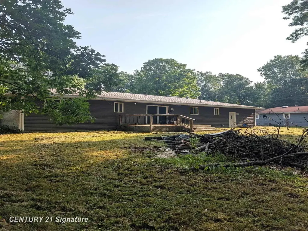 1921 Ann Street Albee Township MI 48417