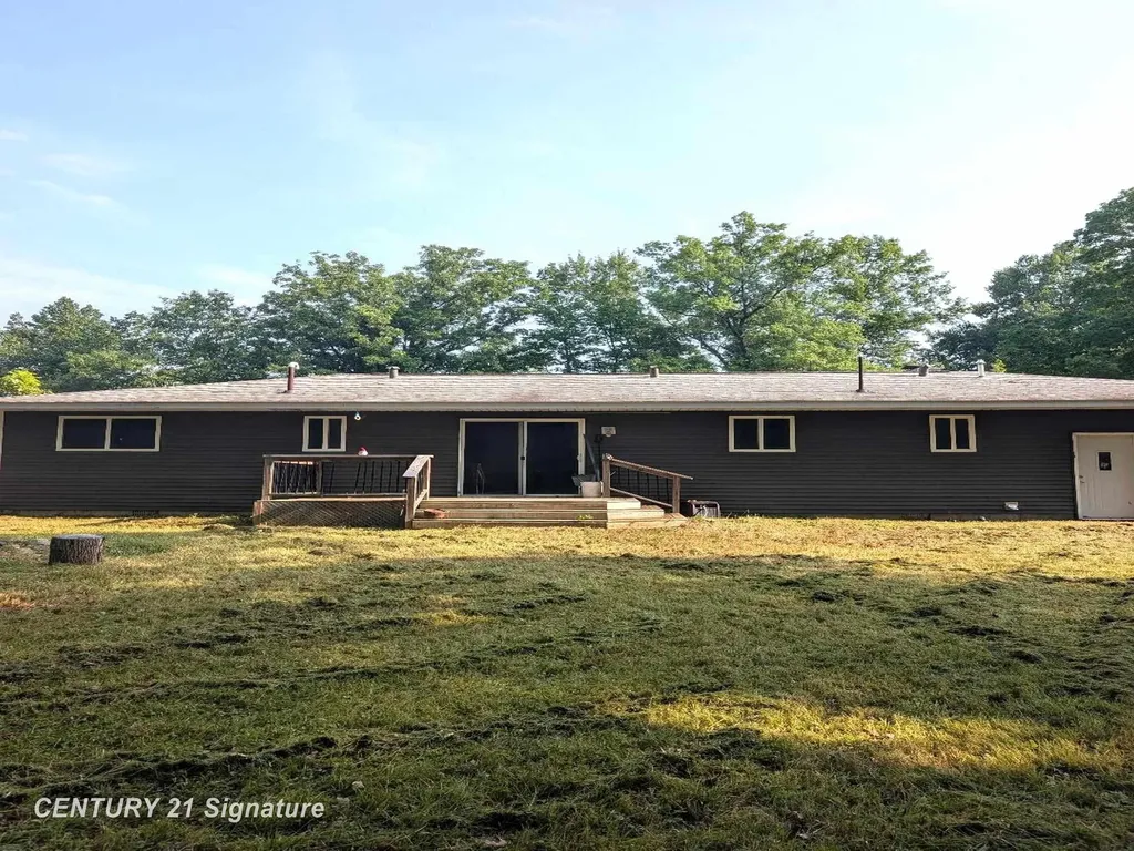 1921 Ann Street Albee Township MI 48417