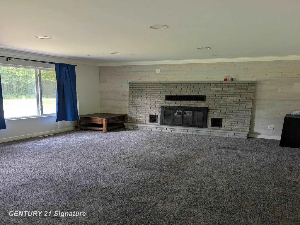 1921 Ann Street Albee Township MI 48417