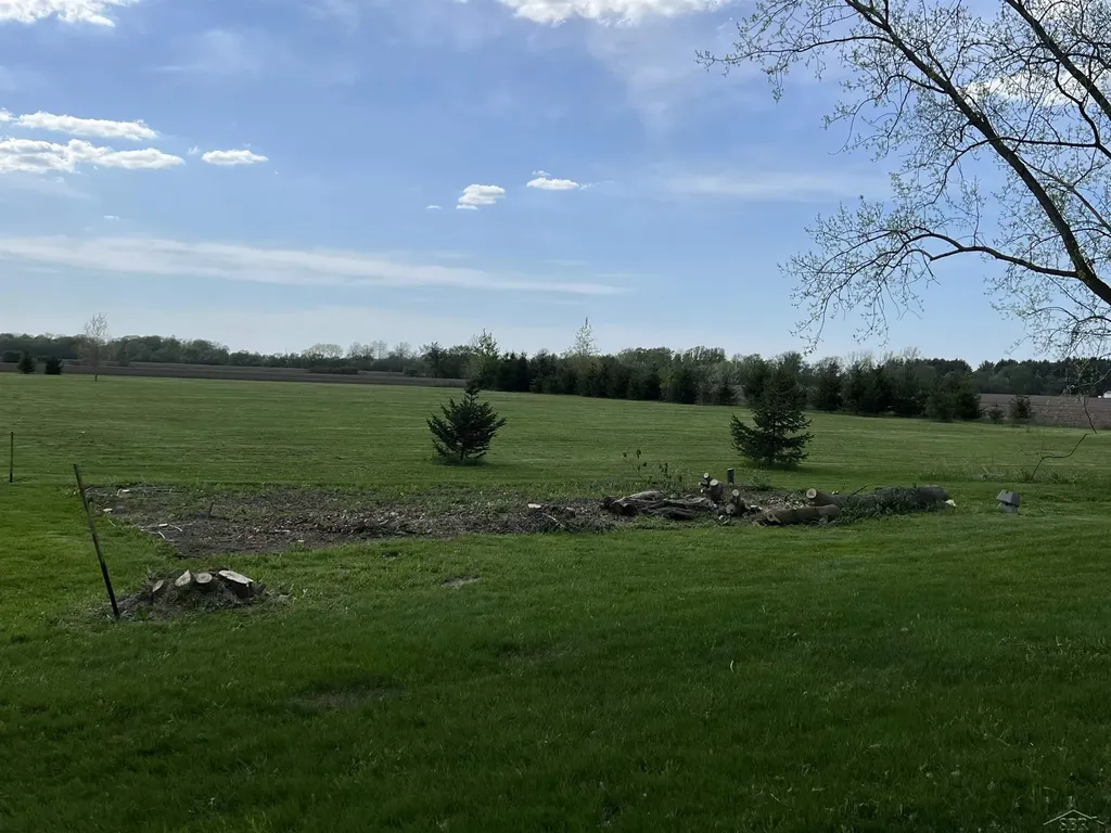 2597 N Hemlock Road Richland Township MI 48626