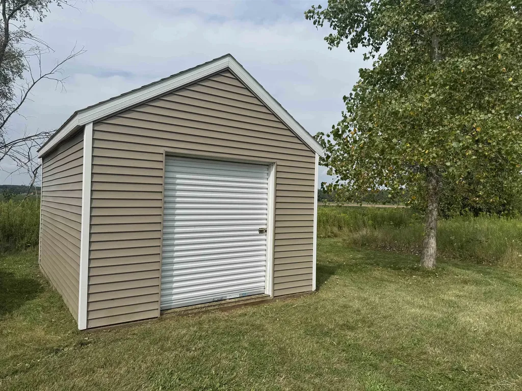 2597 N Hemlock Road Richland Township MI 48626