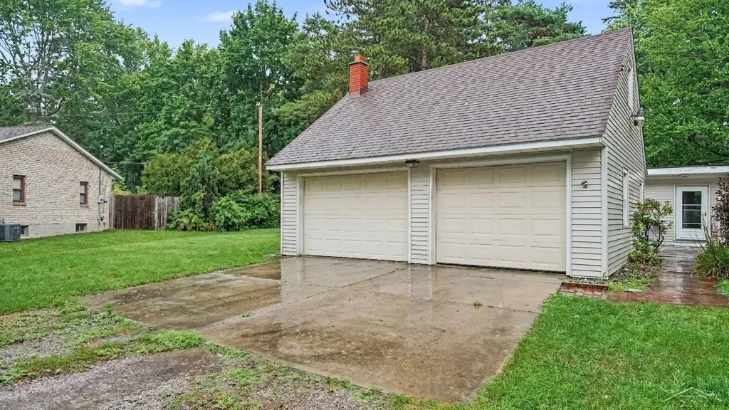 4810 Brockway Road Saginaw Charter Township MI 48638