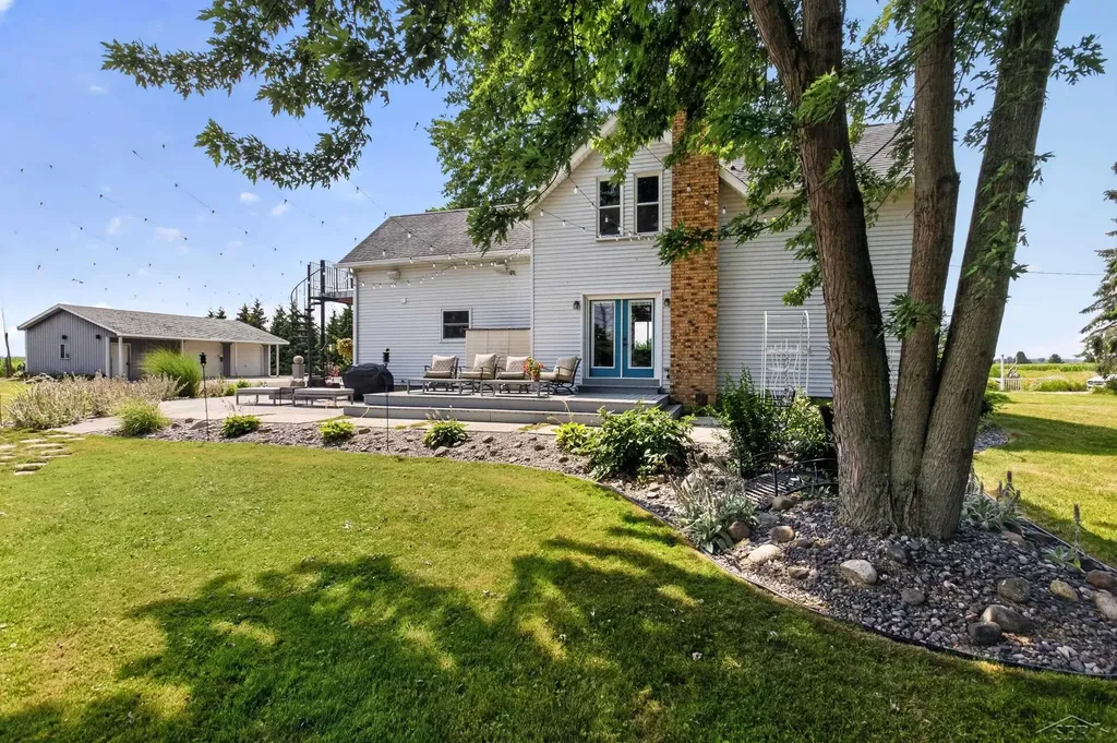 1210 N Steel Road Richland Township MI 48637