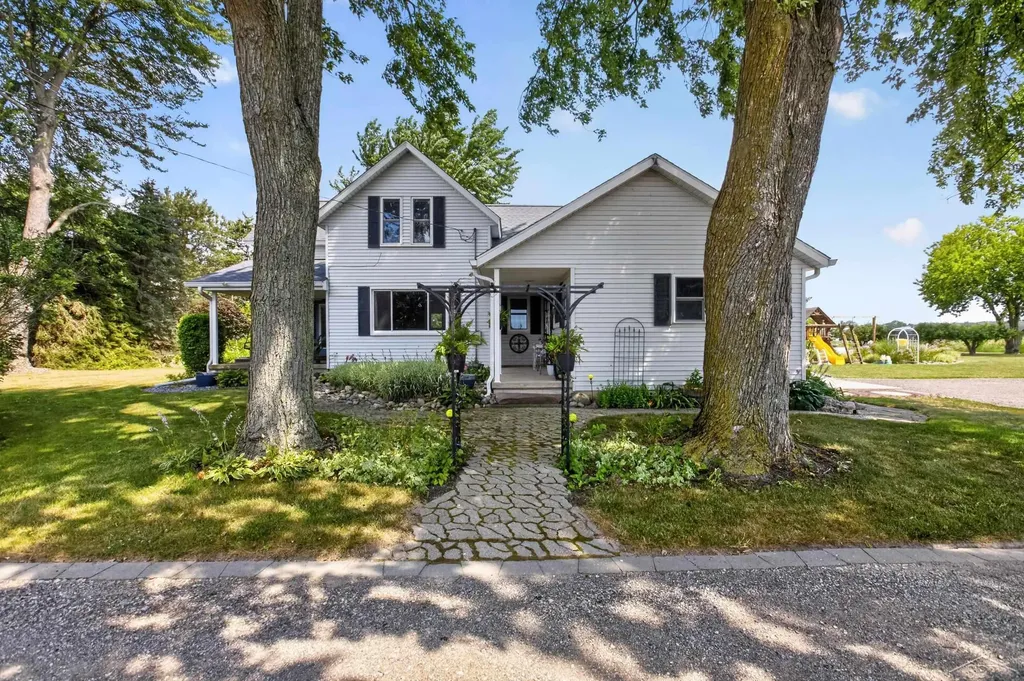 1210 N Steel Road Richland Township MI 48637