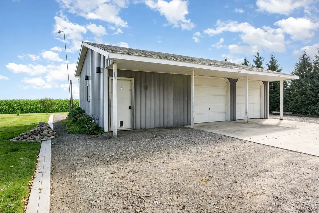 1210 N Steel Road Richland Township MI 48637