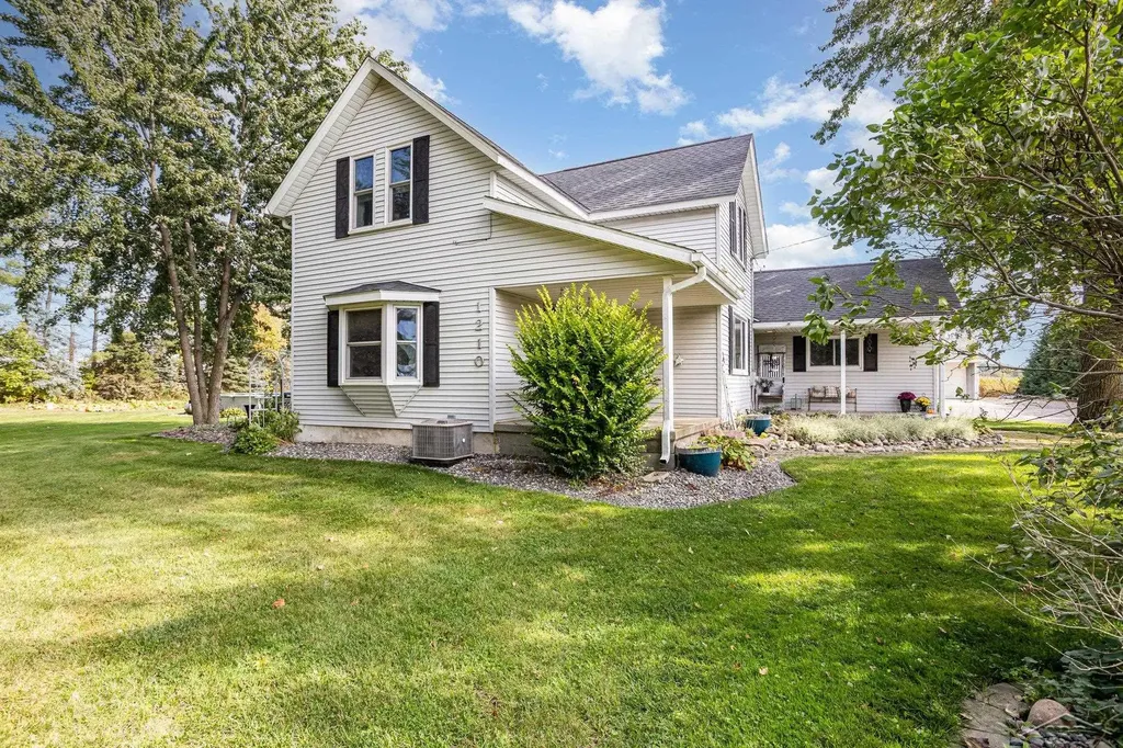1210 N Steel Road Richland Township MI 48637